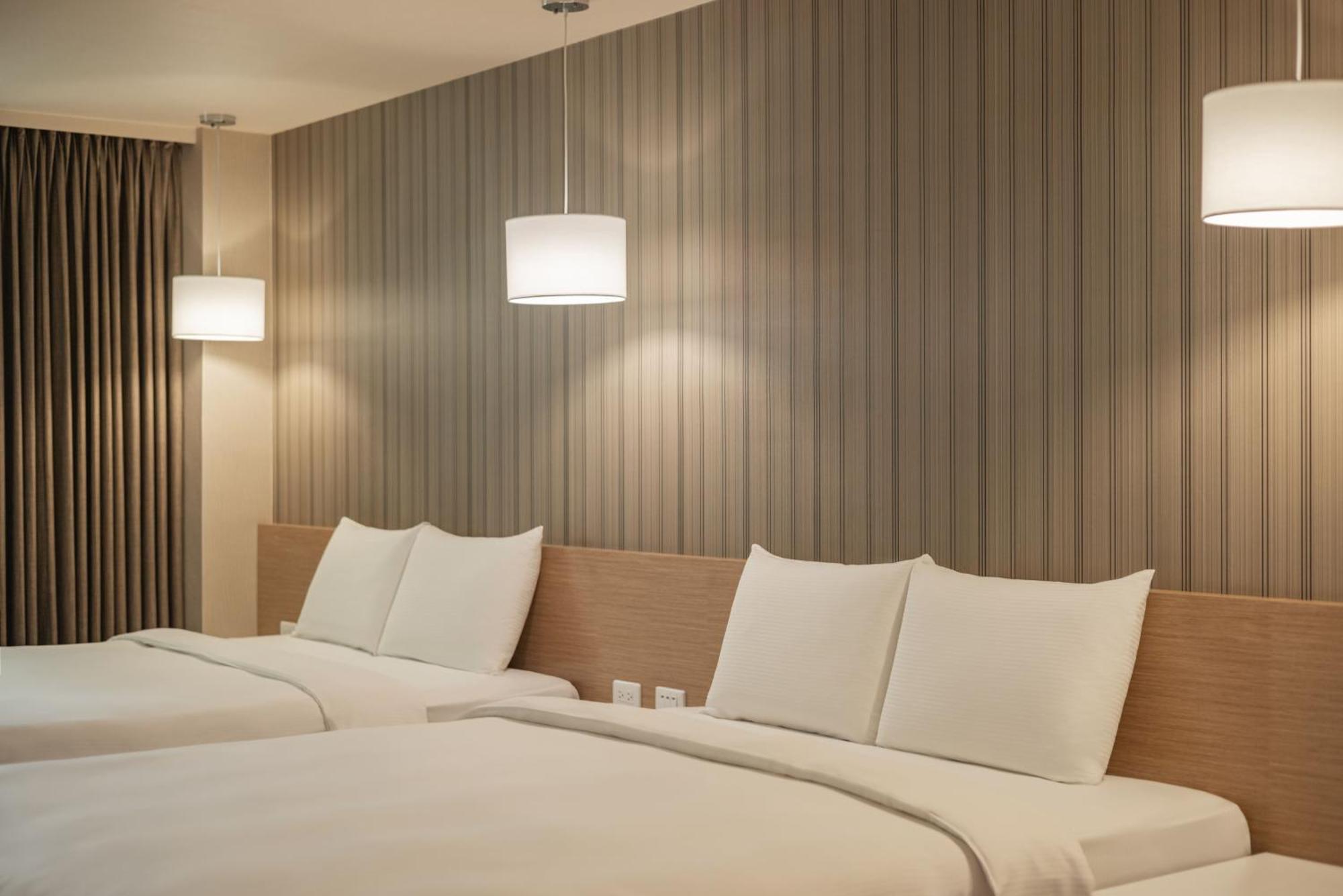 Kindness Hotel-Jue Ming Kaohsiung Room photo