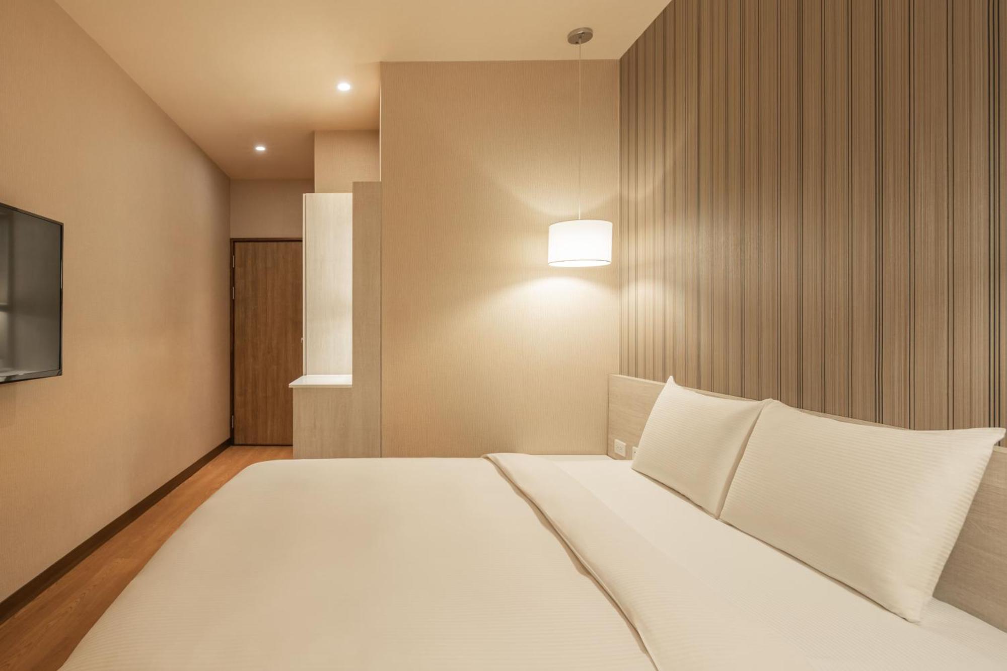 Kindness Hotel-Jue Ming Kaohsiung Room photo