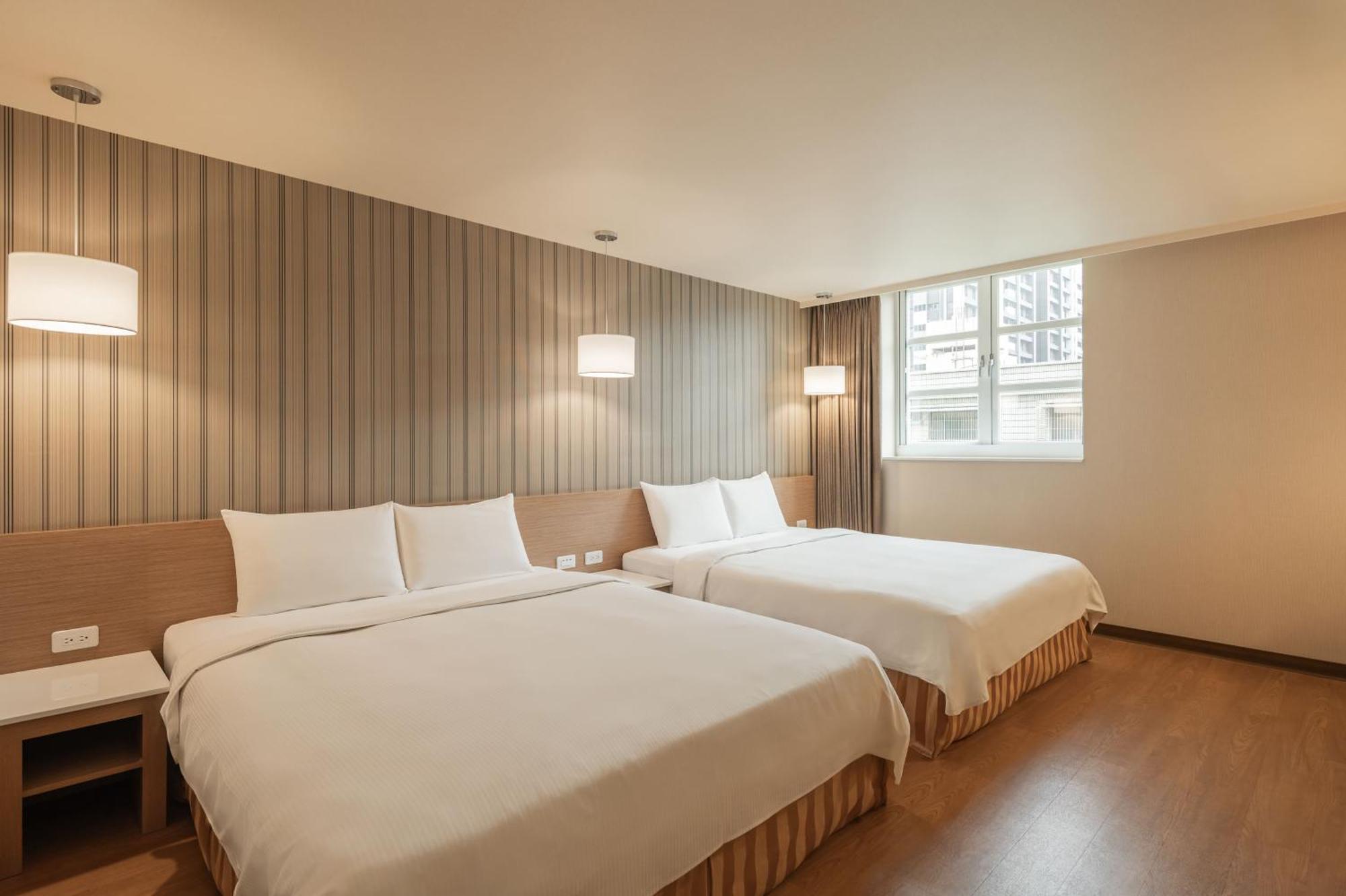 Kindness Hotel-Jue Ming Kaohsiung Room photo