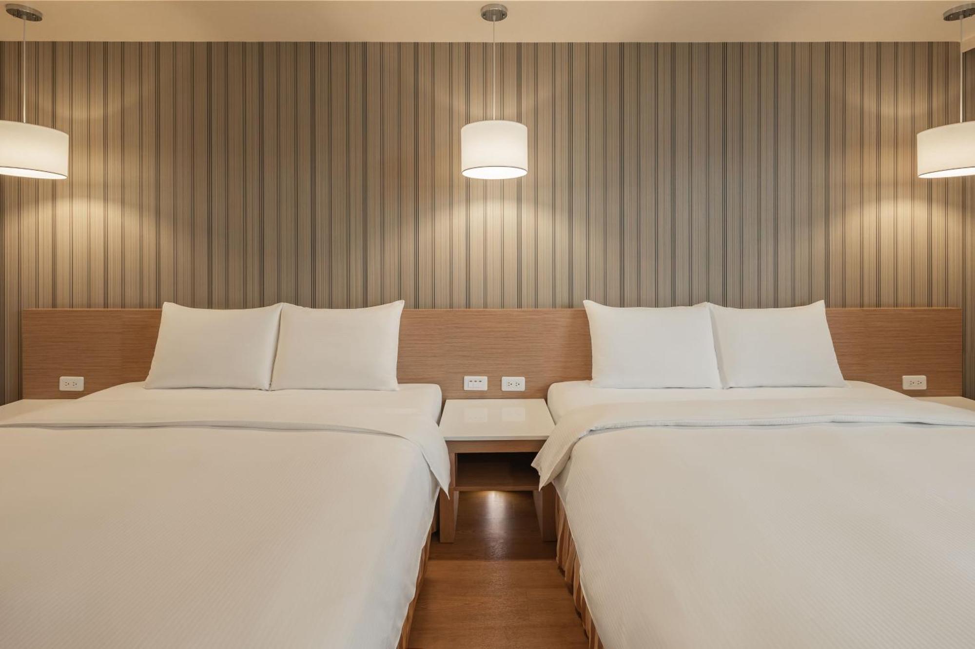 Kindness Hotel-Jue Ming Kaohsiung Room photo