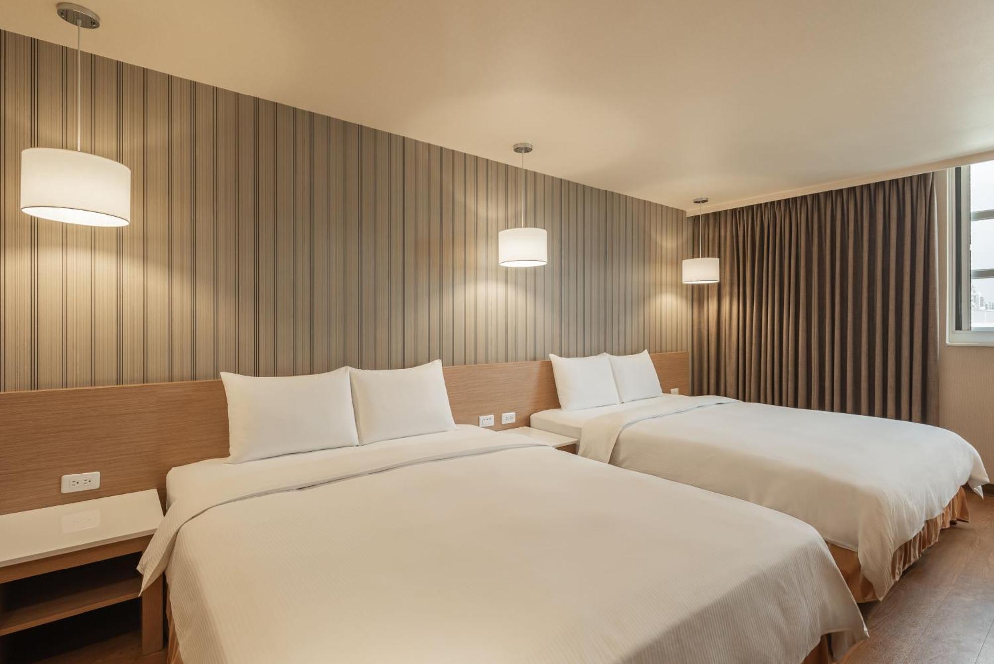 Kindness Hotel-Jue Ming Kaohsiung Room photo